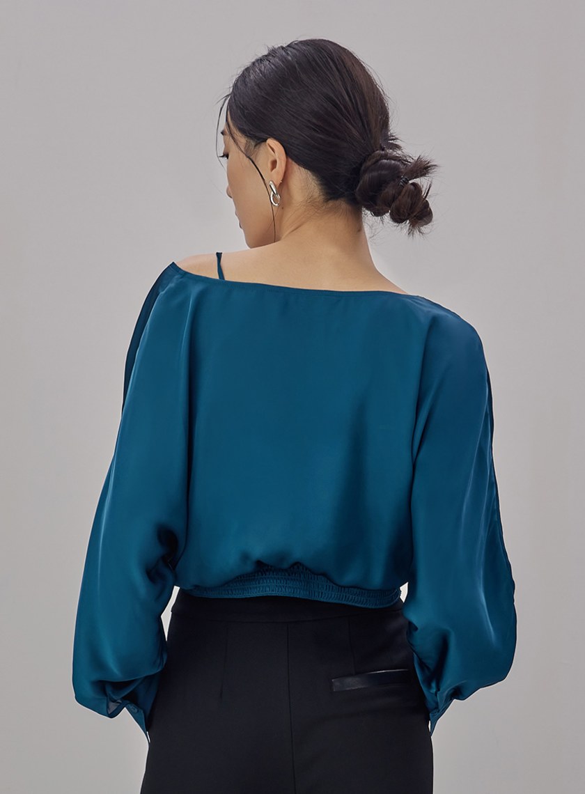 假兩件式光澤交叉上衣